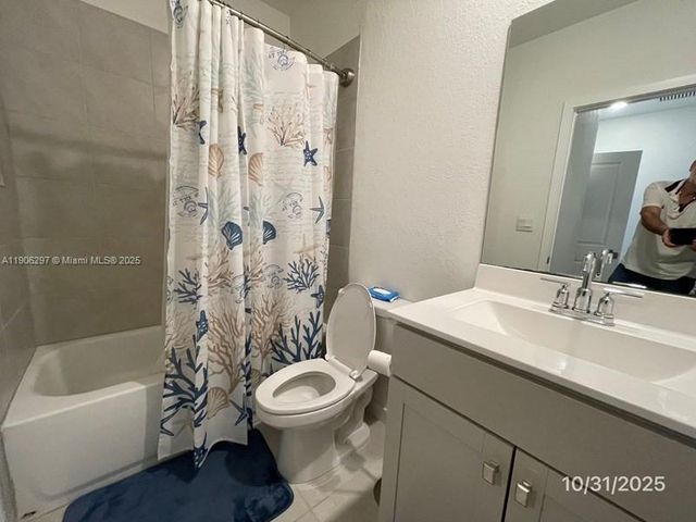 767 SE 18th St, Homestead, FL 33034