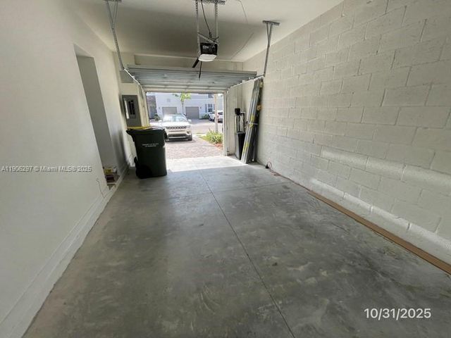 767 SE 18th St, Homestead, FL 33034