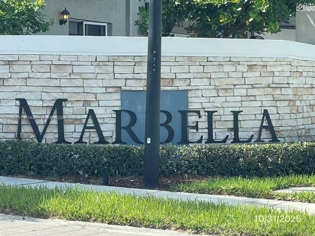 767 SE 18th St, Homestead, FL 33034