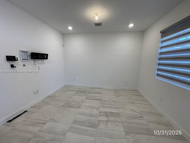 767 SE 18th St, Homestead, FL 33034