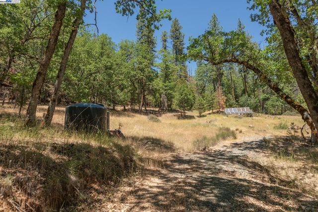 4298 Little Browns Creek Rd, Weaverville, CA 96093
