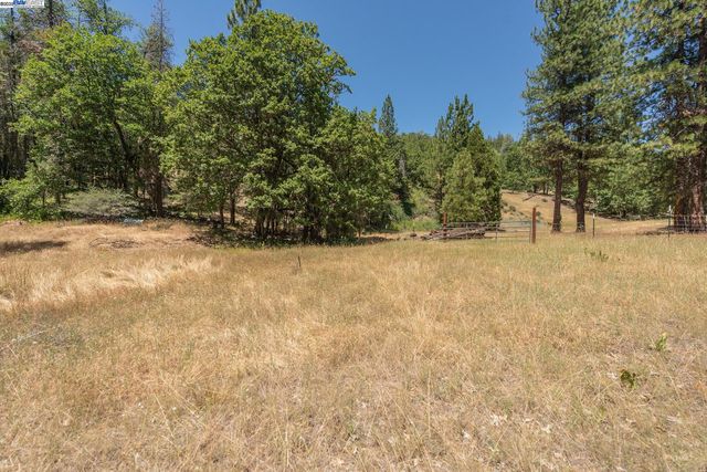4298 Little Browns Creek Rd, Weaverville, CA 96093