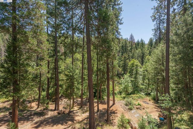 4298 Little Browns Creek Rd, Weaverville, CA 96093