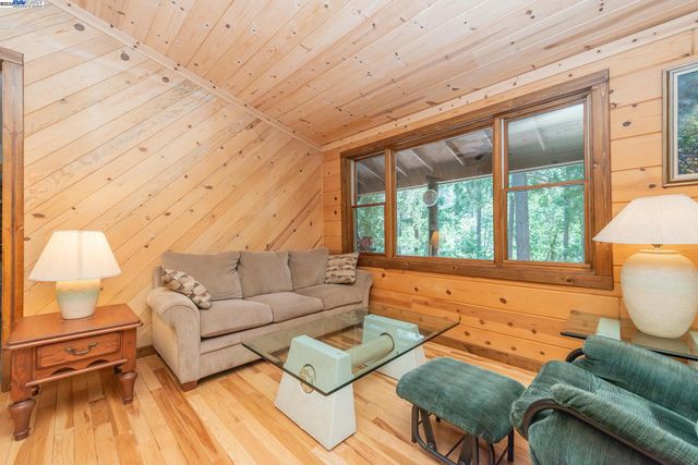 4298 Little Browns Creek Rd, Weaverville, CA 96093