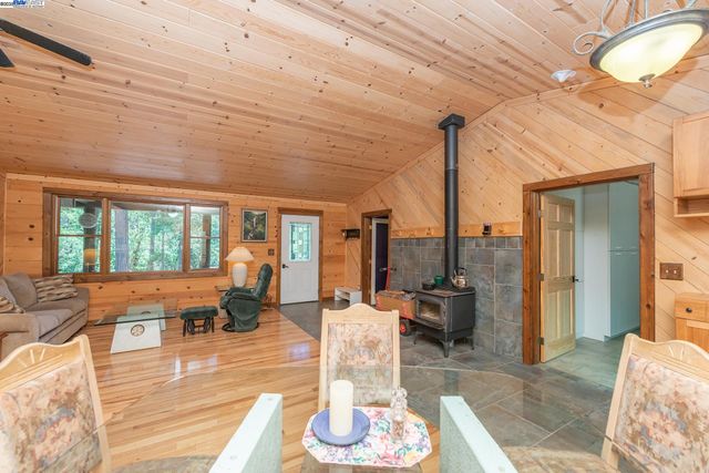 4298 Little Browns Creek Rd, Weaverville, CA 96093