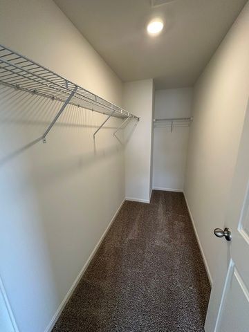 870 Briar Glen Court 870, Hampshire, IL 60140