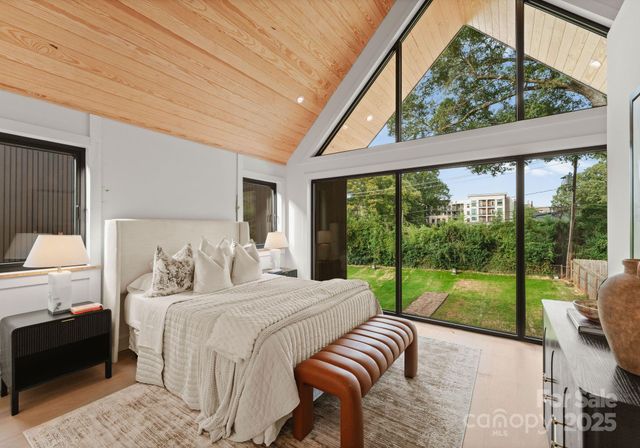 421 Marsh Road 102, Charlotte, NC 28209