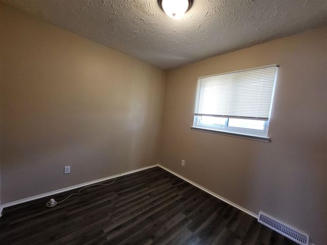 13753 Mcguire Street, Taylor, MI 48180