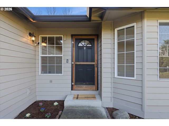 8911 Ne BURTON Rd, Vancouver, WA 98662