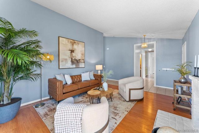 1679 Poesia, San Diego, CA 92154