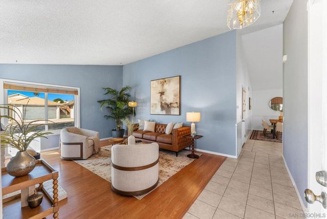 1679 Poesia, San Diego, CA 92154