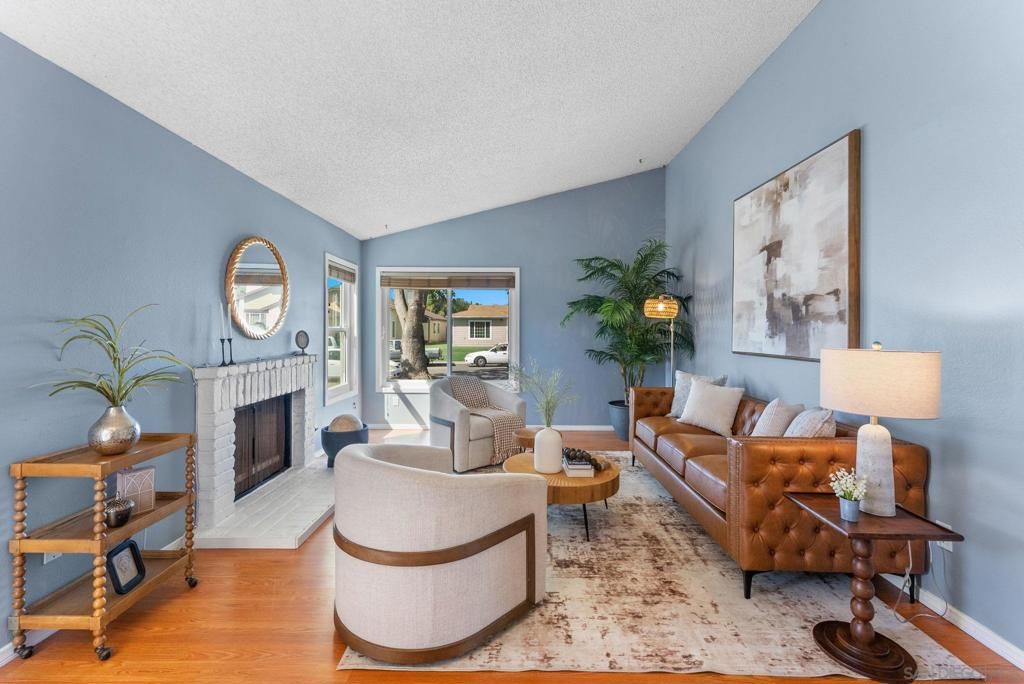 1679 Poesia, San Diego, CA 92154