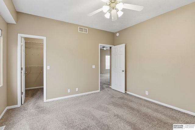 5127 N 144th Court, Omaha, NE 68116