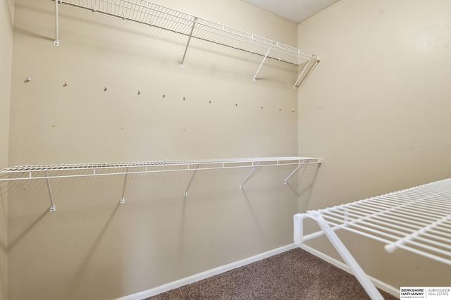 5127 N 144th Court, Omaha, NE 68116