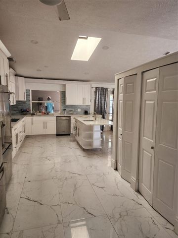 100 SW Todd Ave, Port St Lucie, FL 34983