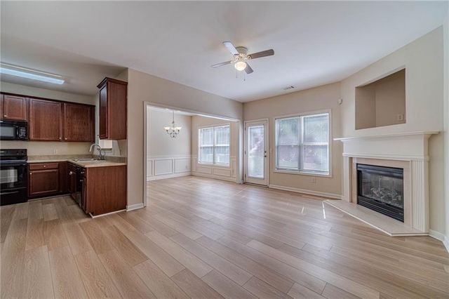 1212 Mistyhaynes Way, Grayson, GA 30017