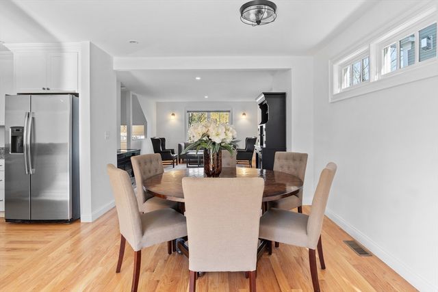 106 Johnson Woods Drive 106, Reading, MA 01867