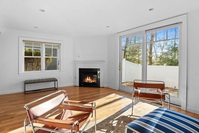 106 Johnson Woods Drive 106, Reading, MA 01867