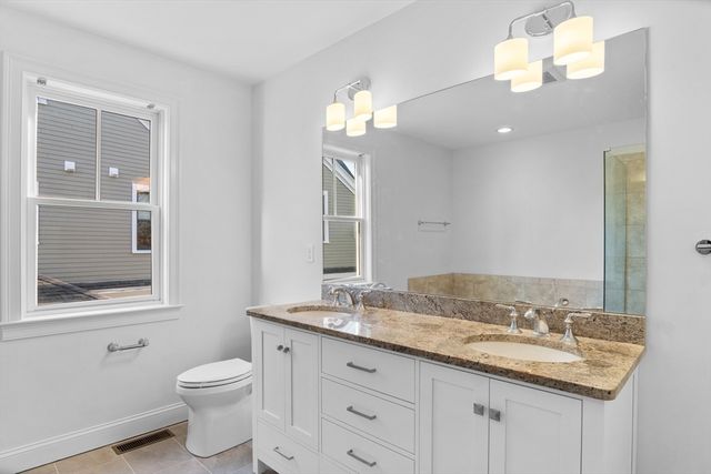 106 Johnson Woods Drive 106, Reading, MA 01867