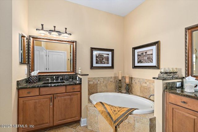 13846 ATLANTIC Boulevard 911, Jacksonville, FL 32225