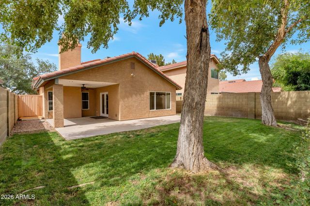 2323 W PARK Avenue, Chandler, AZ 85224
