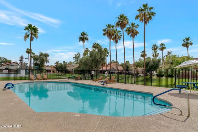 2323 W PARK Avenue, Chandler, AZ 85224