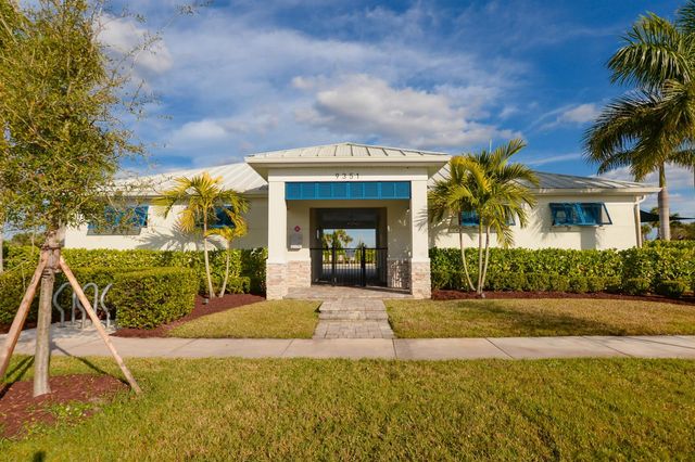 10814 SW Cremona Way, Port St. Lucie, FL 34987