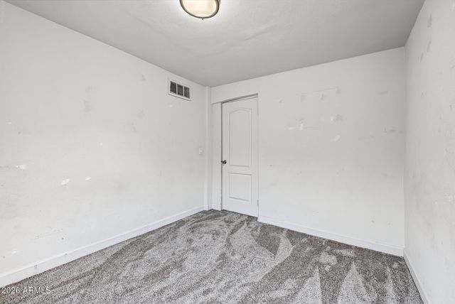 2418 E MOBILE Lane, Phoenix, AZ 85040