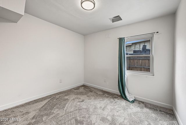 2418 E MOBILE Lane, Phoenix, AZ 85040