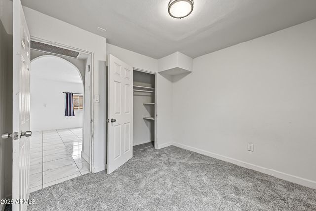 2418 E MOBILE Lane, Phoenix, AZ 85040