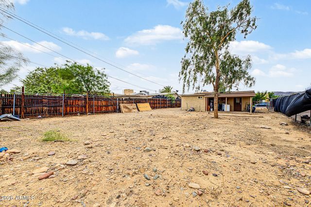 2418 E MOBILE Lane, Phoenix, AZ 85040