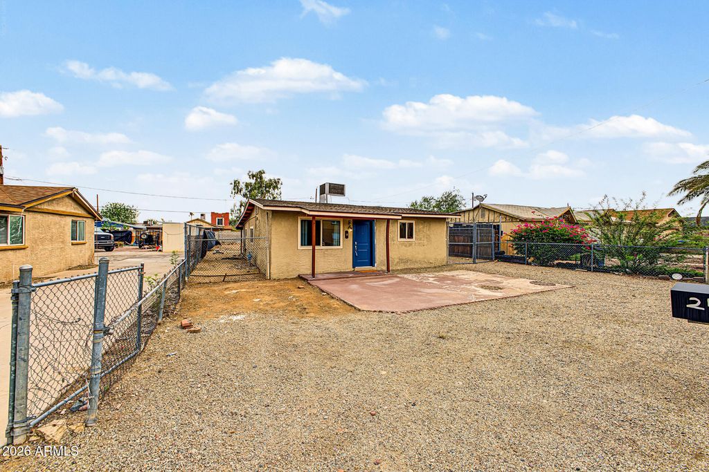 2418 E MOBILE Lane, Phoenix, AZ 85040 — photo 3