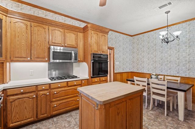 715 E 5th Street, Ferris, TX 75125