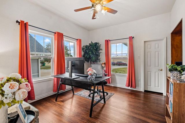 715 E 5th Street, Ferris, TX 75125