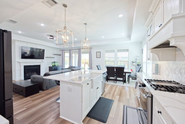 4312 Hollandwood Drive, Mckinney, TX 75071