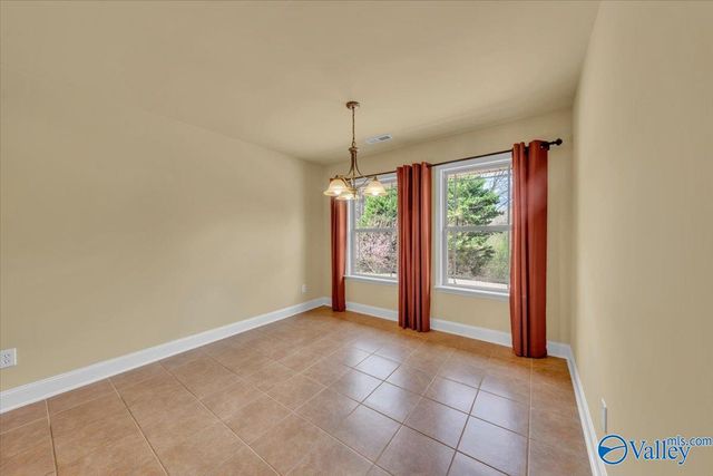 14335 Water Stream Drive NW, Harvest, AL 35749