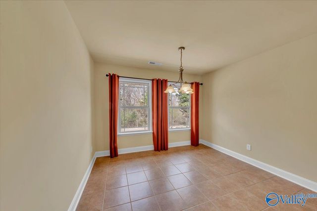 14335 Water Stream Drive NW, Harvest, AL 35749