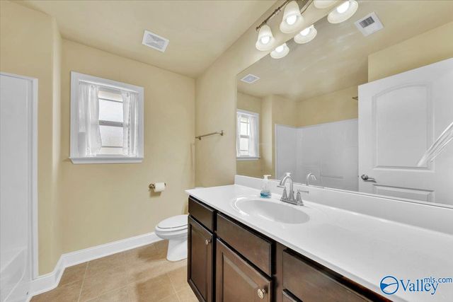 14335 Water Stream Drive NW, Harvest, AL 35749