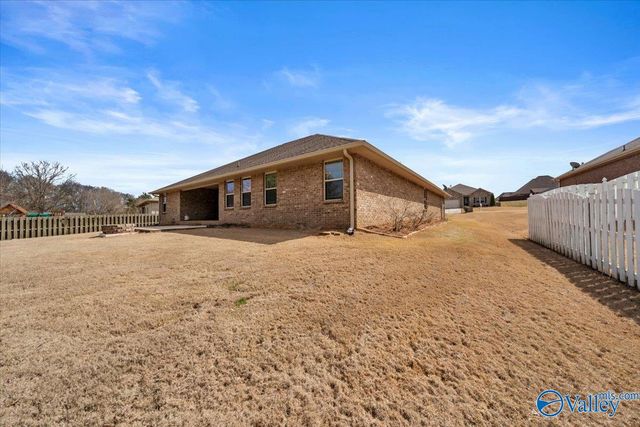 14335 Water Stream Drive NW, Harvest, AL 35749