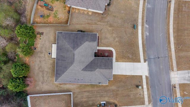 14335 Water Stream Drive NW, Harvest, AL 35749