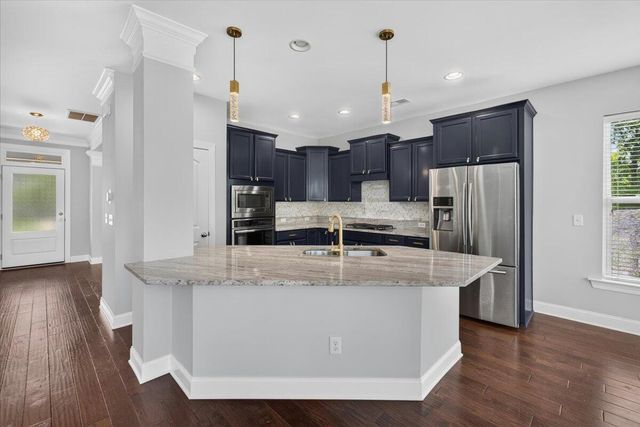 725 Quintan Street, Summerville, SC 29486
