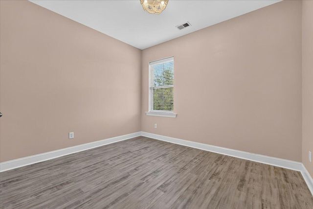 725 Quintan Street, Summerville, SC 29486