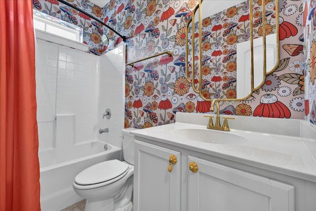 725 Quintan Street, Summerville, SC 29486