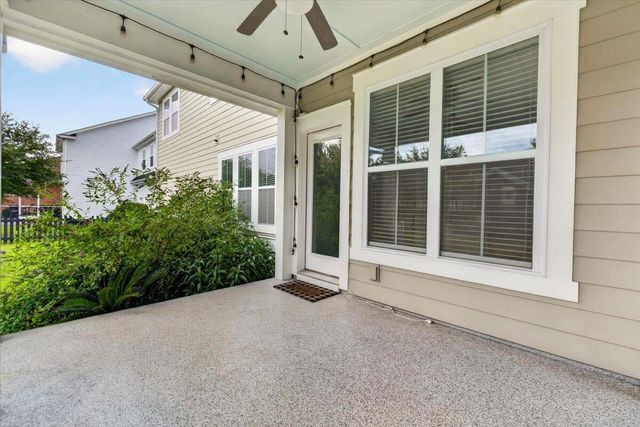 725 Quintan Street, Summerville, SC 29486
