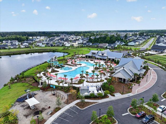 725 Quintan Street, Summerville, SC 29486