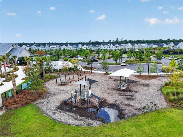725 Quintan Street, Summerville, SC 29486