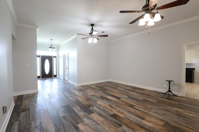 744 East Woodlawn Ranch Road, Houma, LA 70363