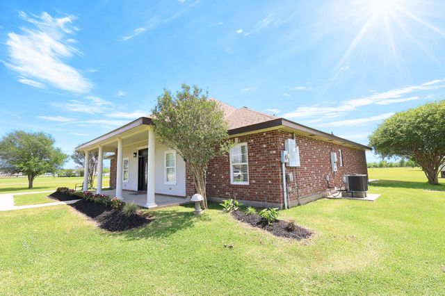 744 East Woodlawn Ranch Road, Houma, LA 70363