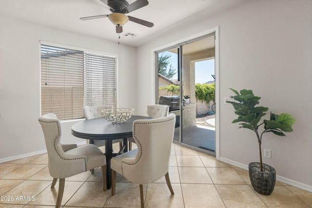 6619 W CORDIA Lane, Phoenix, AZ 85083
