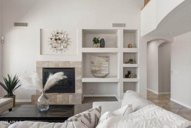 6619 W CORDIA Lane, Phoenix, AZ 85083